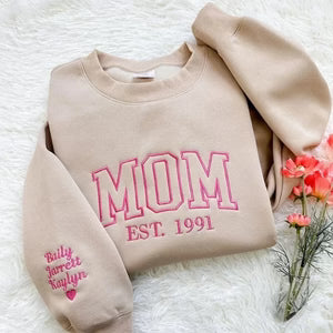 🎁 HOT MOTHER’S DAY DEALS YOU CAN’T MISS 🛒Custom Embroidered Comfort Colors Grandma and Grandpa Sweatshirt, Gift for Grandma/Grandpa